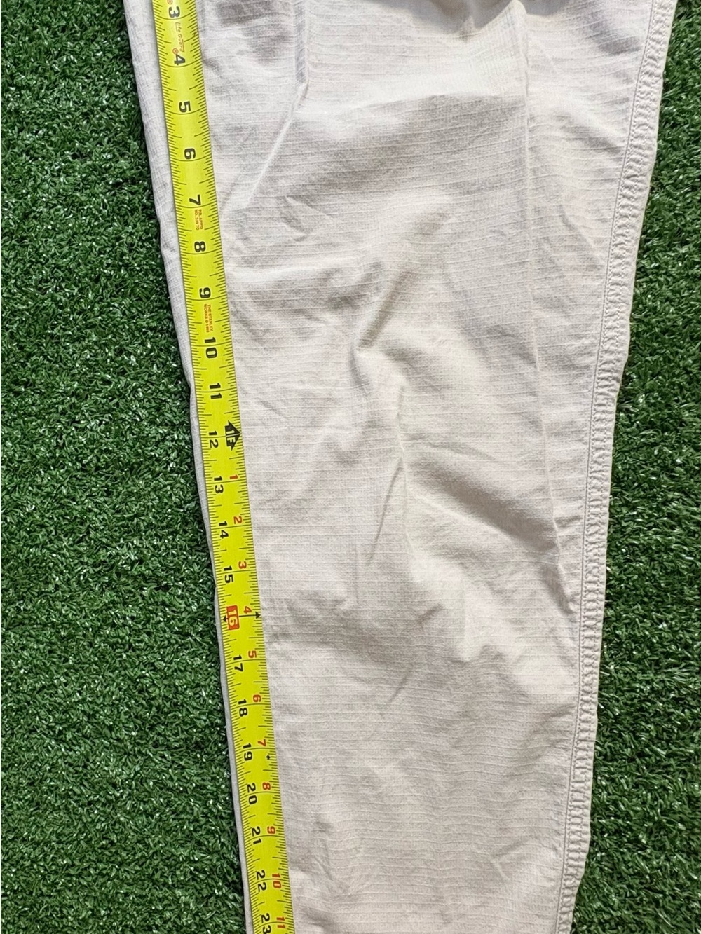 Vuori Ripstop Raw Hem Pants Womens Medium Khaki Ripstop Drawcord Stretch VW450 - Picture 10 of 12